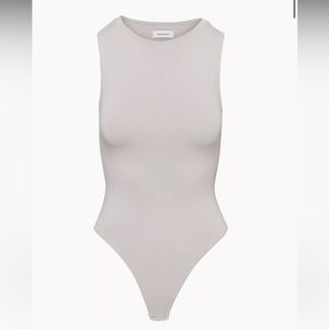 Aritzia Babaton Contour Muscle bodysuit